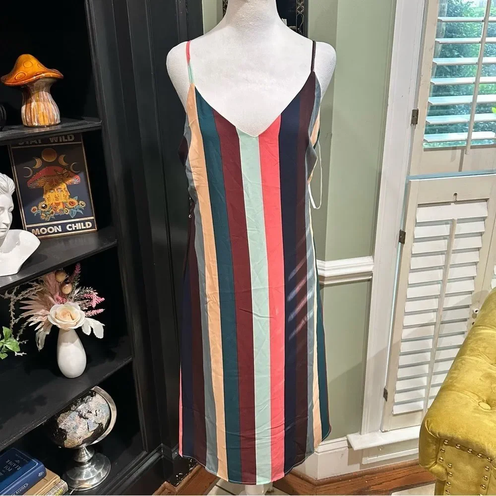 Sold - Picture 3 of 11